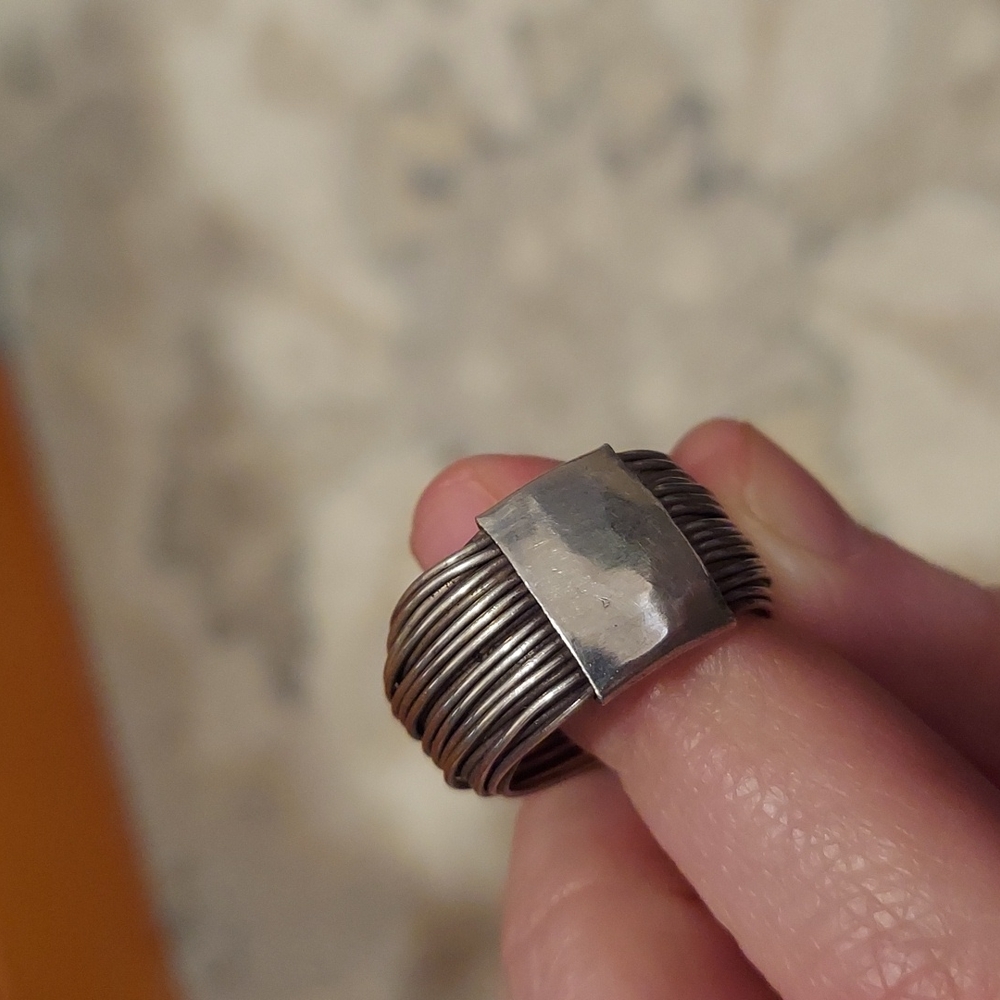 Karen Hill tribe sterling silver ring - Picture 3 of 4